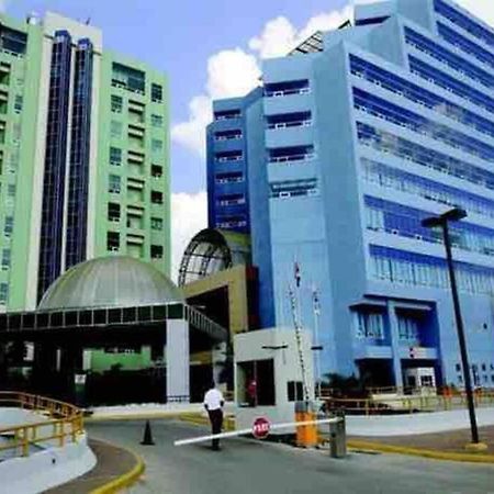 Apartamento Detras Del Homs En Santiago De Los Caballeros Piso 1 Apartment Ngoại thất bức ảnh